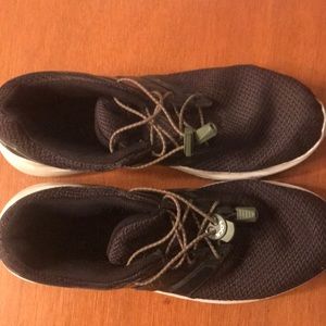 Men’s Adidas sneakers